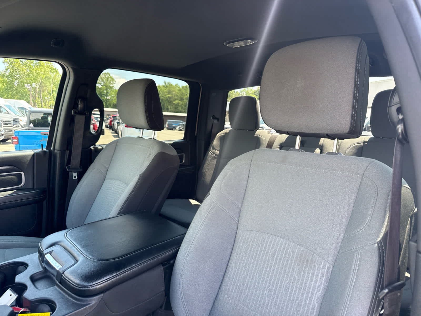2024 RAM 3500 Big Horn Crew Cab 4x4 8' Box