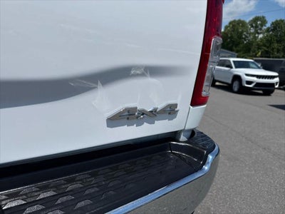 2024 RAM 3500 Big Horn Crew Cab 4x4 8' Box