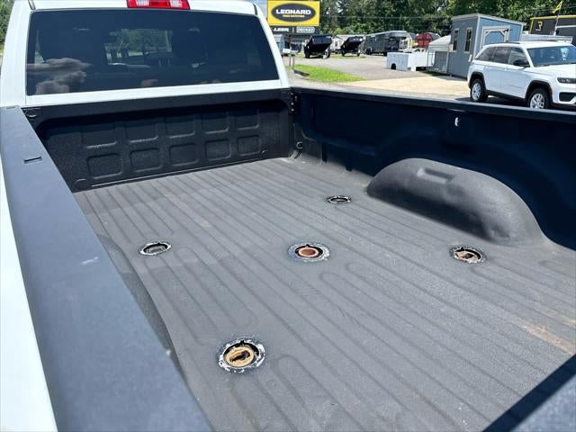 2024 RAM 3500 Big Horn Crew Cab 4x4 8' Box