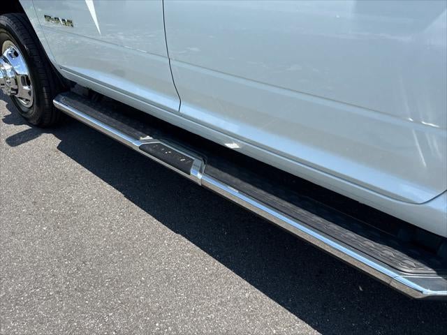2024 RAM 3500 Big Horn Crew Cab 4x4 8' Box