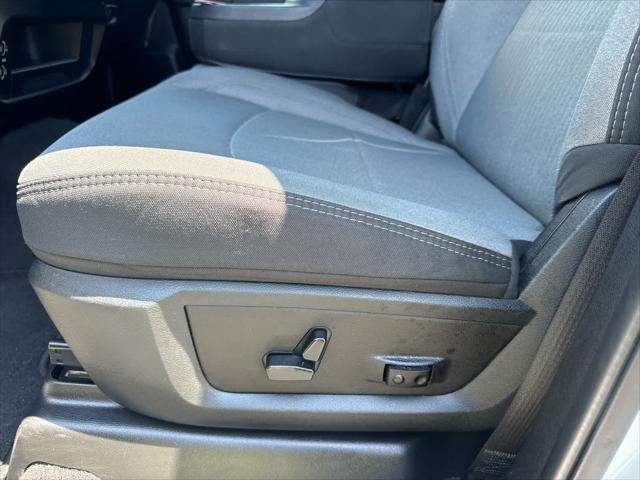 2024 RAM 3500 Big Horn Crew Cab 4x4 8' Box