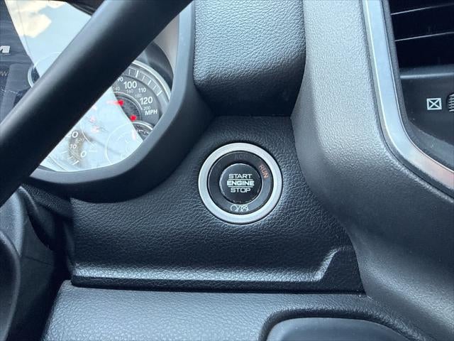 2024 RAM 3500 Big Horn Crew Cab 4x4 8' Box