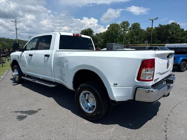 2024 RAM 3500 Big Horn Crew Cab 4x4 8' Box