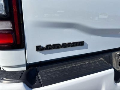 2024 RAM 3500 Laramie Crew Cab 4x4 8' Box