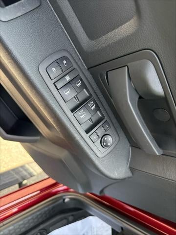 2023 RAM 1500 Classic Tradesman Crew Cab 4x4 5'7' Box