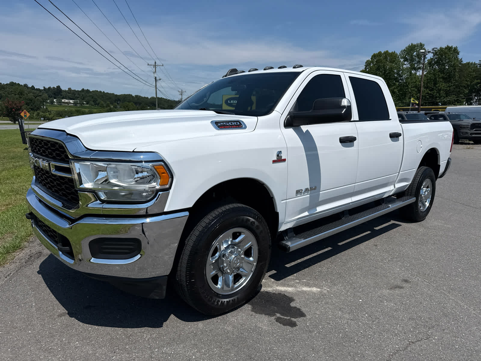2021 RAM 2500 Tradesman Crew Cab 4x4 6'4' Box