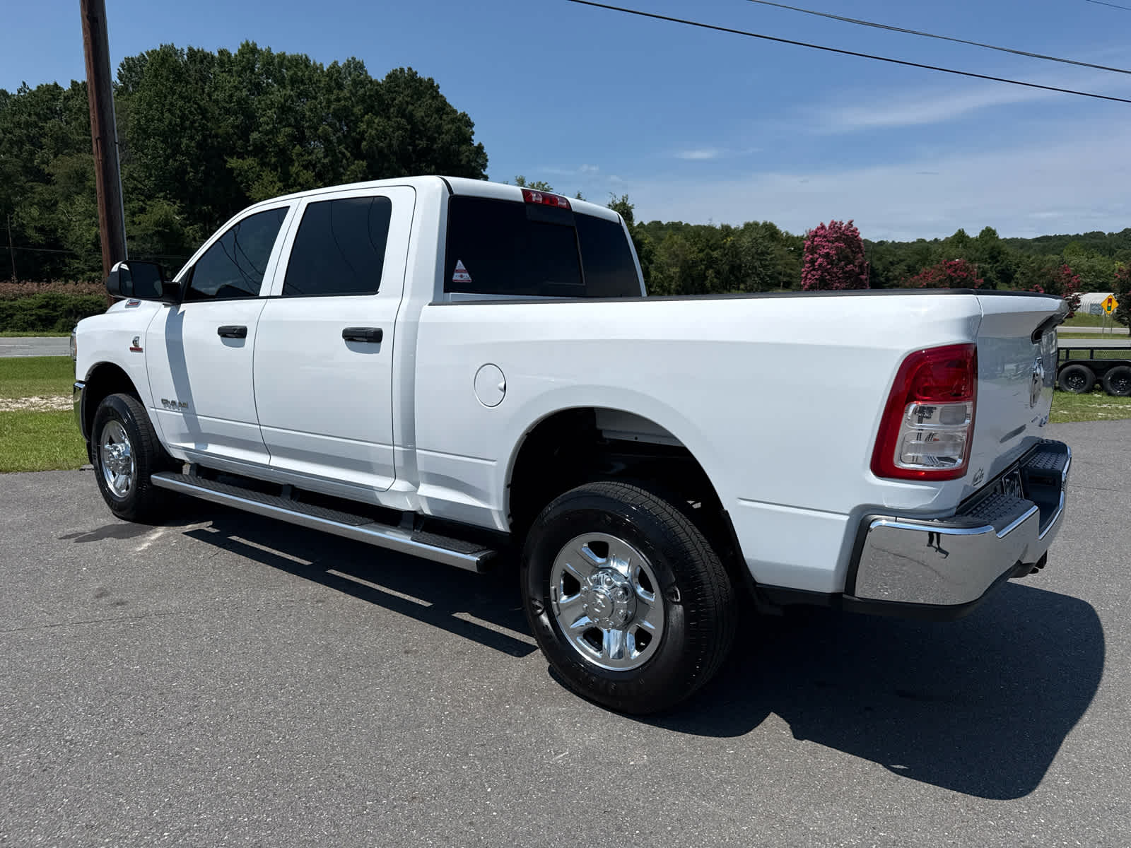 2021 RAM 2500 Tradesman Crew Cab 4x4 6'4' Box
