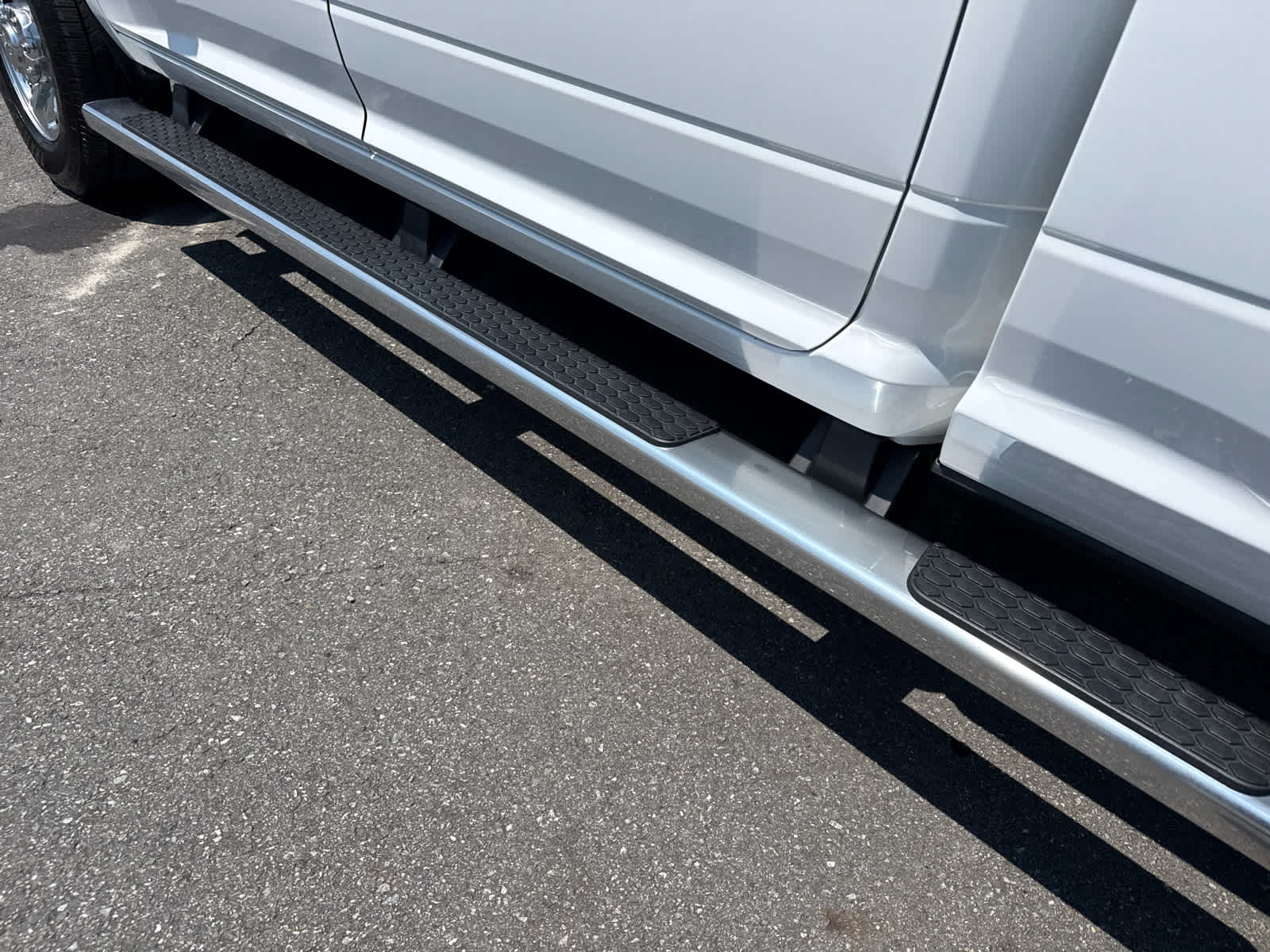 2021 RAM 2500 Tradesman Crew Cab 4x4 6'4' Box