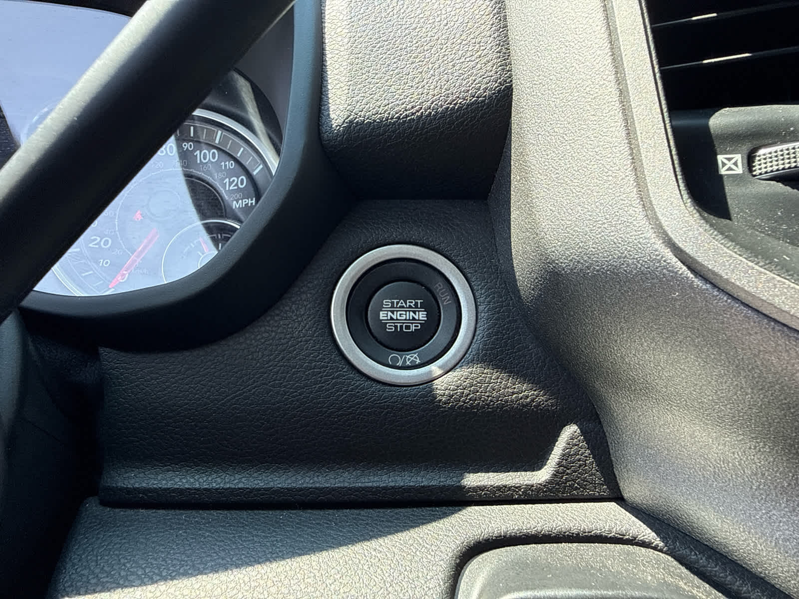 2021 RAM 2500 Tradesman Crew Cab 4x4 6'4' Box