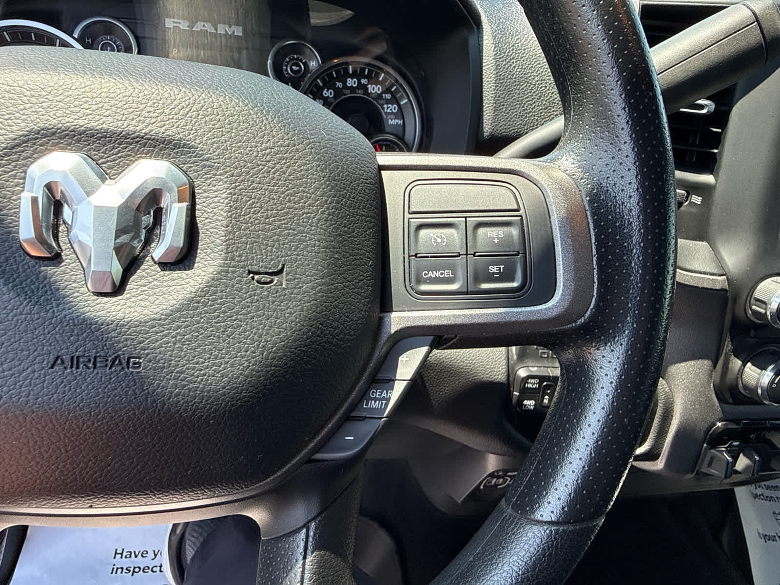 2021 RAM 2500 Tradesman Crew Cab 4x4 6'4' Box