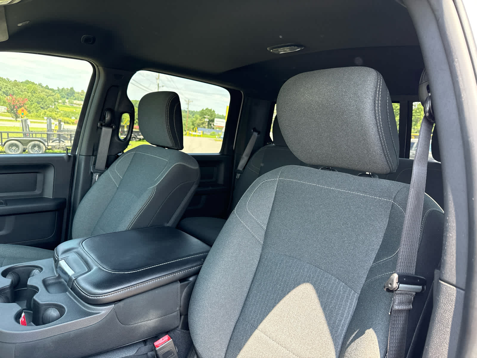 2021 RAM 2500 Tradesman Crew Cab 4x4 6'4' Box