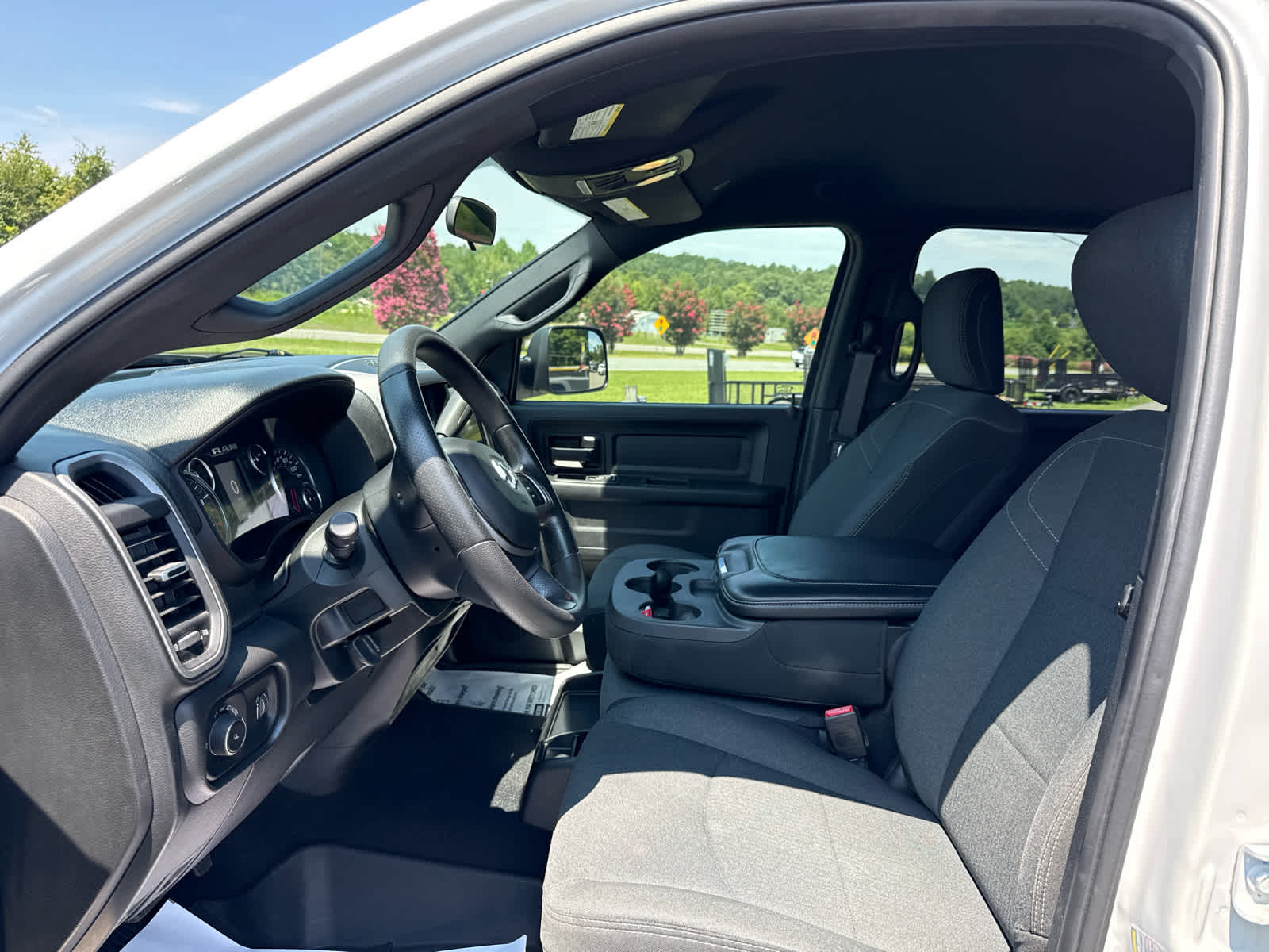 2021 RAM 2500 Tradesman Crew Cab 4x4 6'4' Box