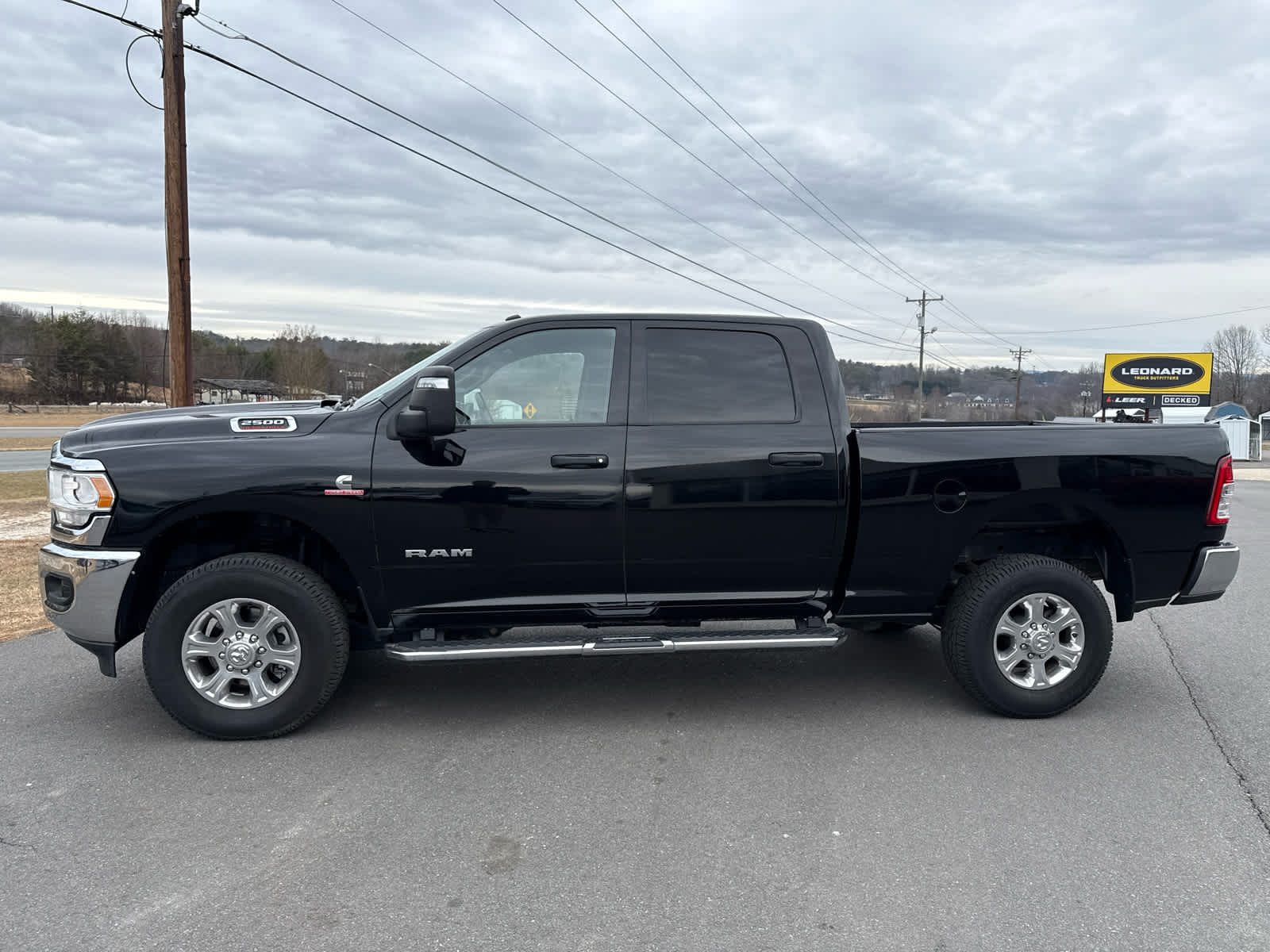 2023 RAM 2500 Big Horn Crew Cab 4x4 6'4' Box