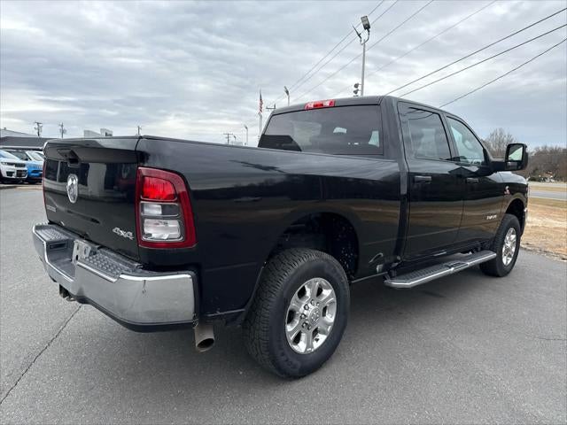 2023 RAM 2500 Big Horn Crew Cab 4x4 6'4' Box