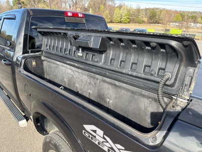 2018 RAM 2500 Laramie Crew Cab 4x4 6'4' Box