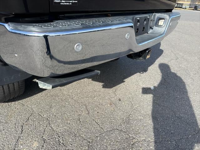 2018 RAM 2500 Laramie Crew Cab 4x4 6'4' Box