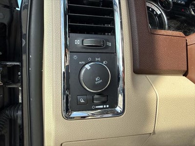 2018 RAM 2500 Laramie Crew Cab 4x4 6'4' Box