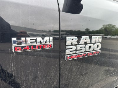 2018 RAM 2500 Tradesman Crew Cab 4x4 8' Box