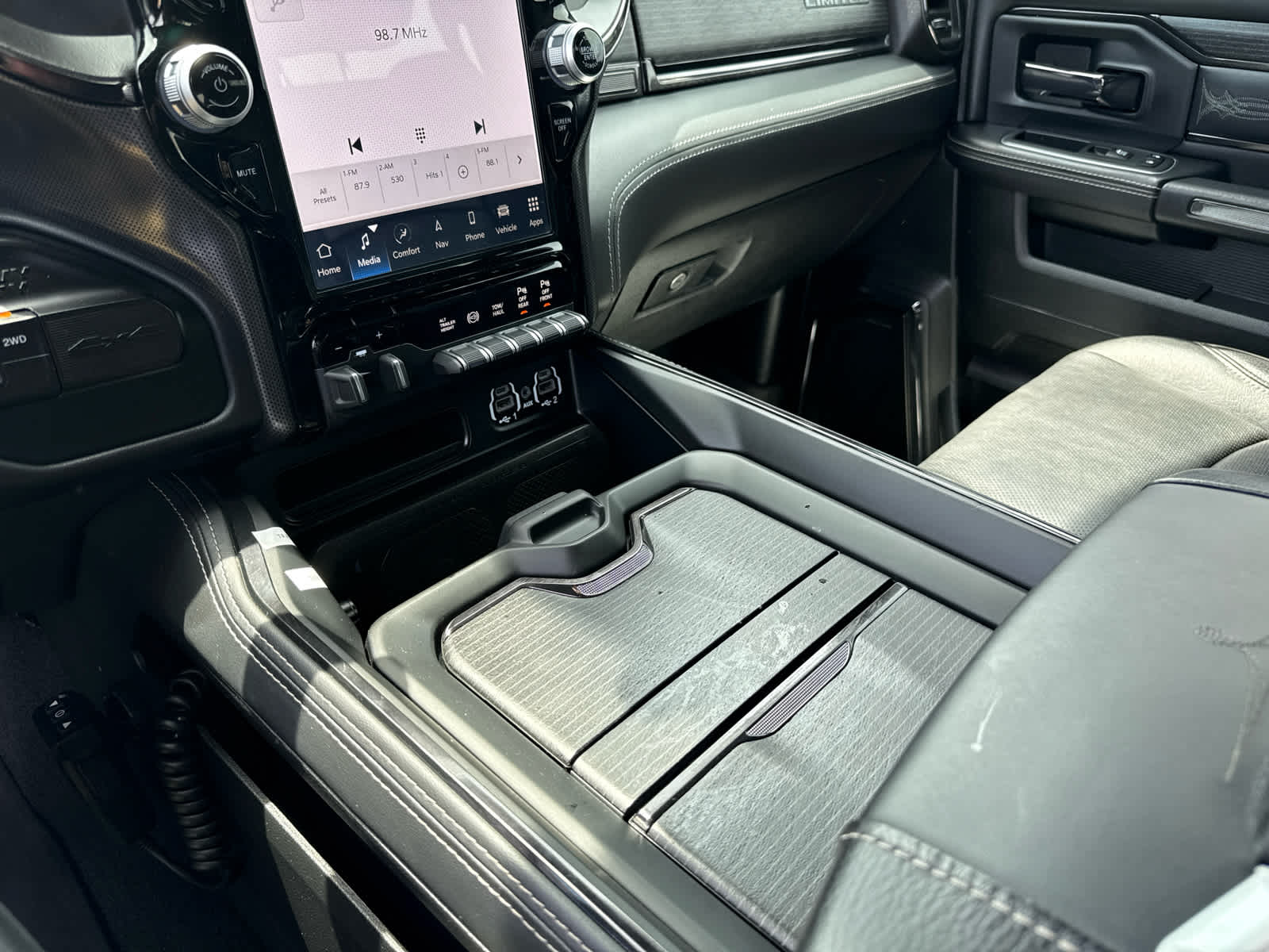 2024 RAM 2500 Limited Mega Cab 4x4 6'4' Box