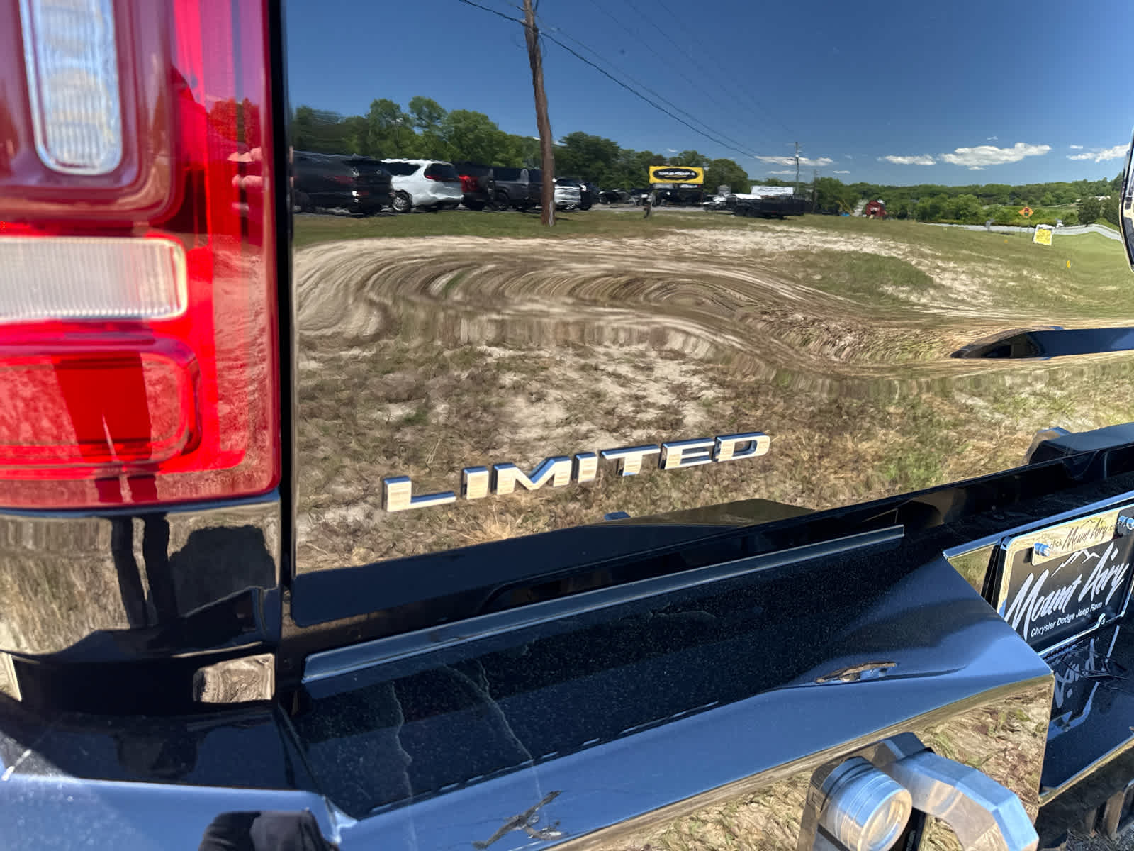 2021 RAM 2500 Limited Mega Cab 4x4 6'4' Box
