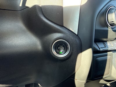 2023 Chevrolet Silverado 1500 4WD Crew Cab Short Bed Custom