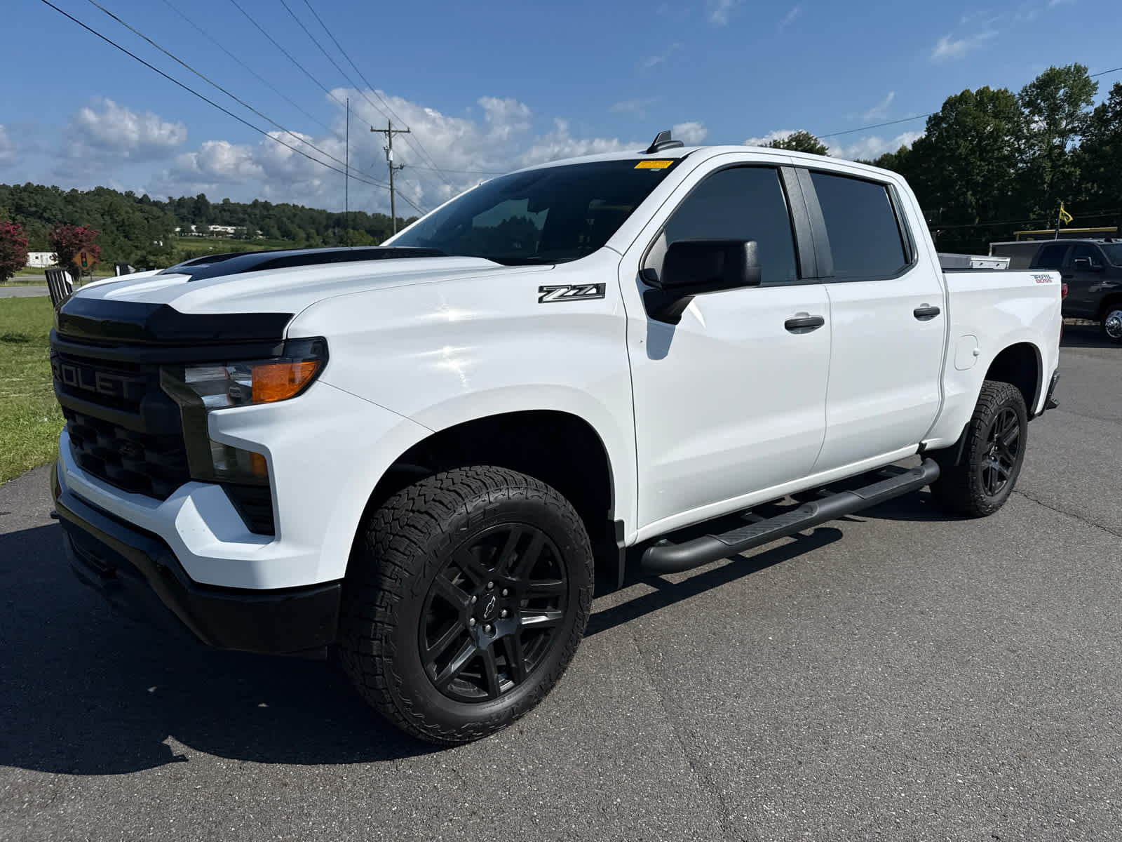 2024 Chevrolet Silverado 1500 4WD Crew Cab Short Bed Custom Trail Boss