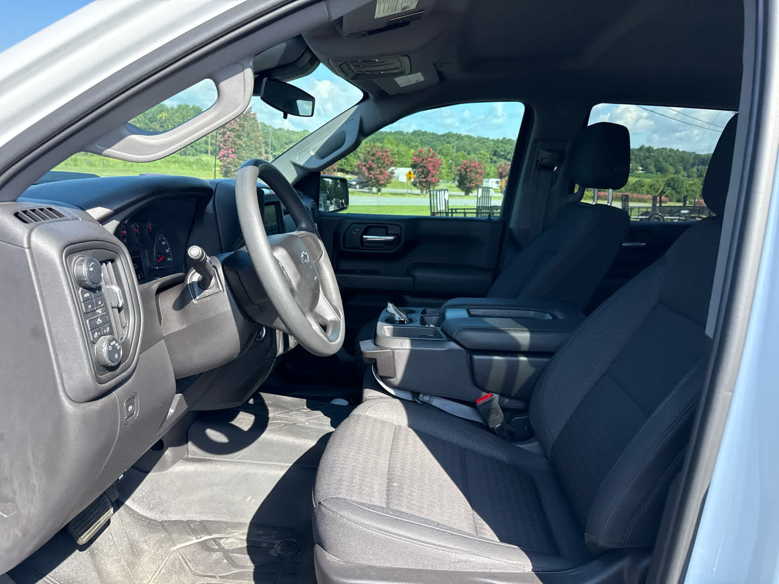 2024 Chevrolet Silverado 1500 4WD Crew Cab Short Bed Custom Trail Boss