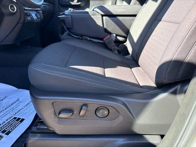 2025 Chevrolet Silverado 1500 4WD Crew Cab Short Bed Custom Trail Boss