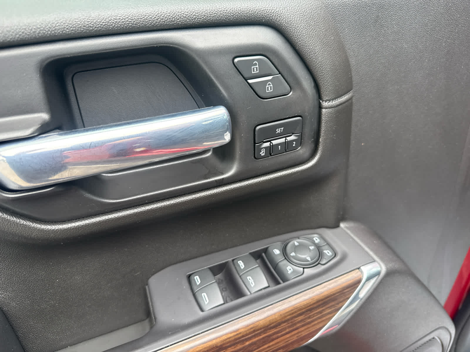 2021 Chevrolet Silverado 1500 4WD Crew Cab Short Bed High Country