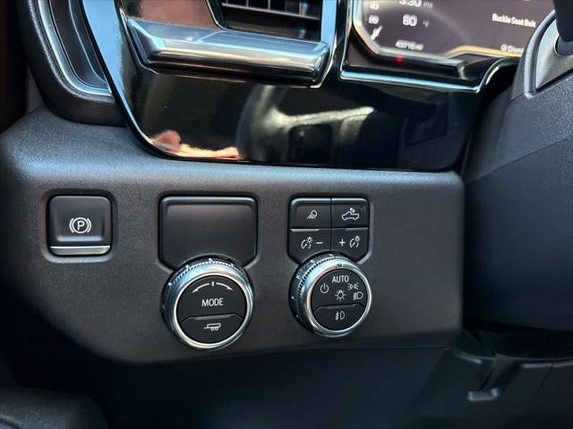 2025 GMC Sierra 1500 2WD Crew Cab Short Box SLT