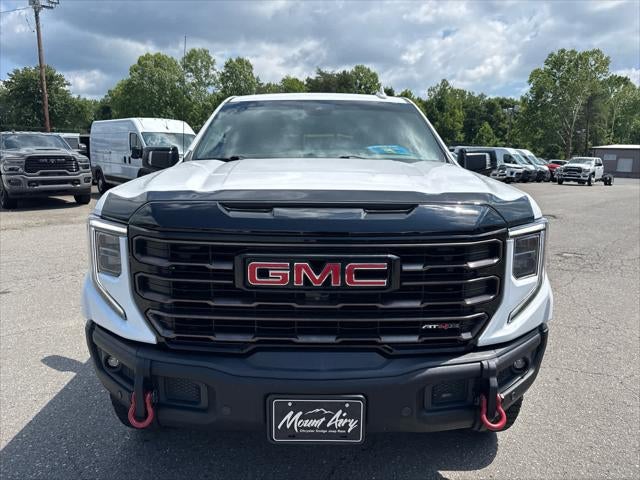 2024 GMC Sierra 1500 4WD Crew Cab Short Box AT4X
