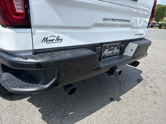 2024 GMC Sierra 1500 4WD Crew Cab Short Box AT4X