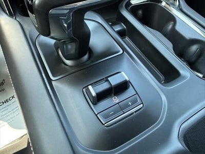 2024 GMC Sierra 1500 4WD Crew Cab Short Box AT4X