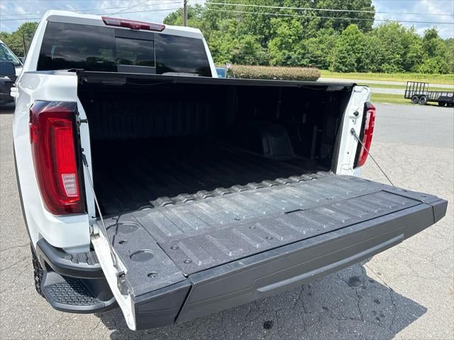 2024 GMC Sierra 1500 4WD Crew Cab Short Box AT4X