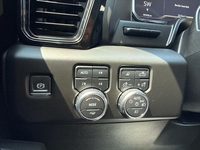 2024 GMC Sierra 1500 4WD Crew Cab Short Box AT4X