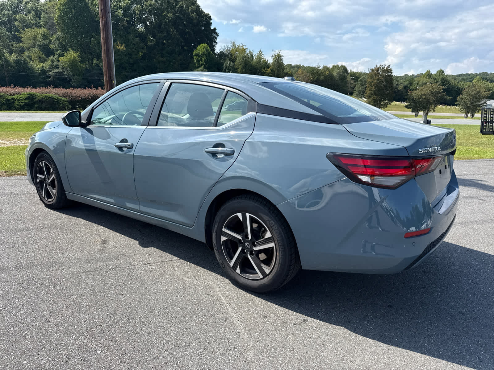 2024 Nissan Sentra SV Xtronic CVT