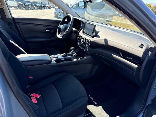 2024 Nissan Sentra SV Xtronic CVT