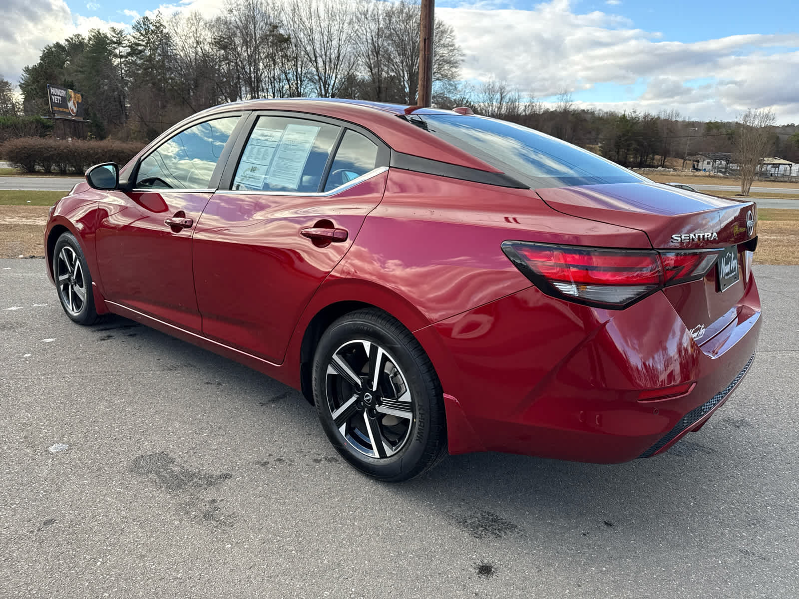 2024 Nissan Sentra SV Xtronic CVT