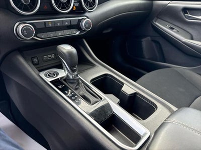 2024 Nissan Sentra SV Xtronic CVT
