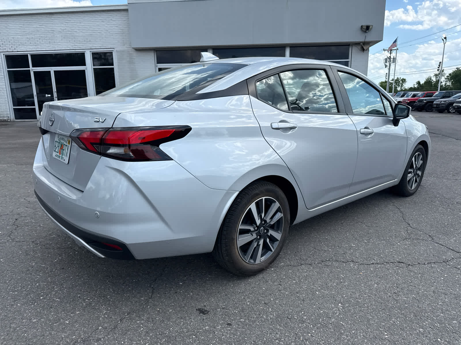 2024 Nissan Versa 1.6 SV