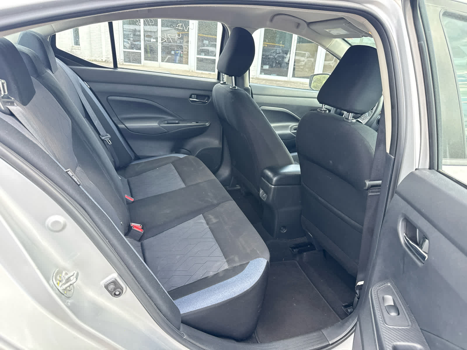 2024 Nissan Versa 1.6 SV