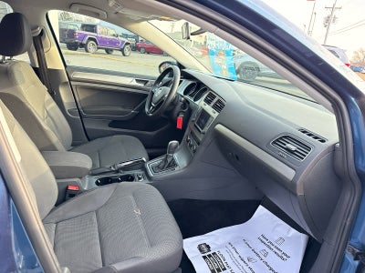 2016 Volkswagen Golf TSI S 4-Door