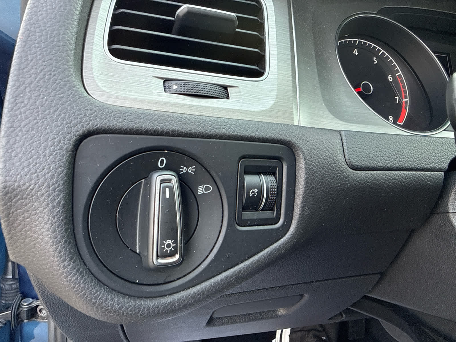 2016 Volkswagen Golf TSI S 4-Door