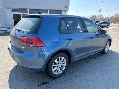 2016 Volkswagen Golf TSI S 4-Door