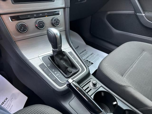 2016 Volkswagen Golf TSI S 4-Door