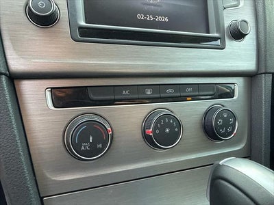 2016 Volkswagen Golf TSI S 4-Door