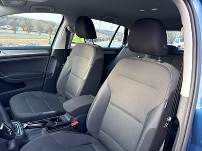 2016 Volkswagen Golf TSI S 4-Door