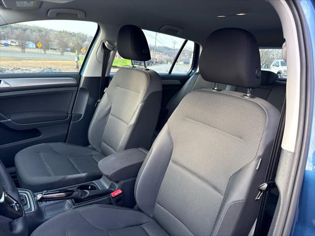 2016 Volkswagen Golf TSI S 4-Door