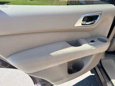 2014 Nissan Pathfinder SV