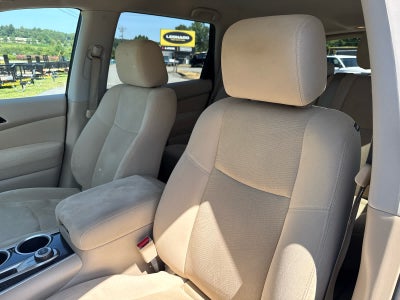2014 Nissan Pathfinder SV